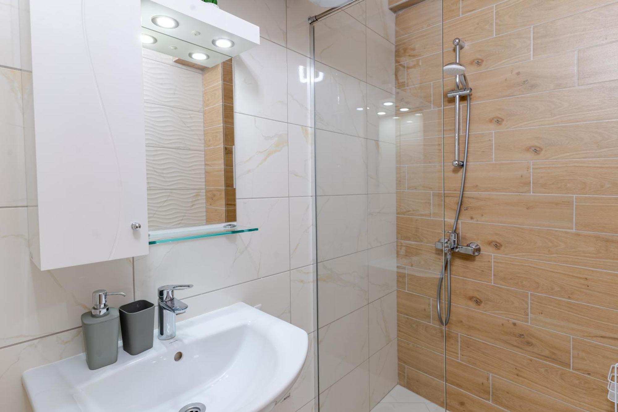 Mirela Guest Apartment Veliko Tarnovo Exterior photo