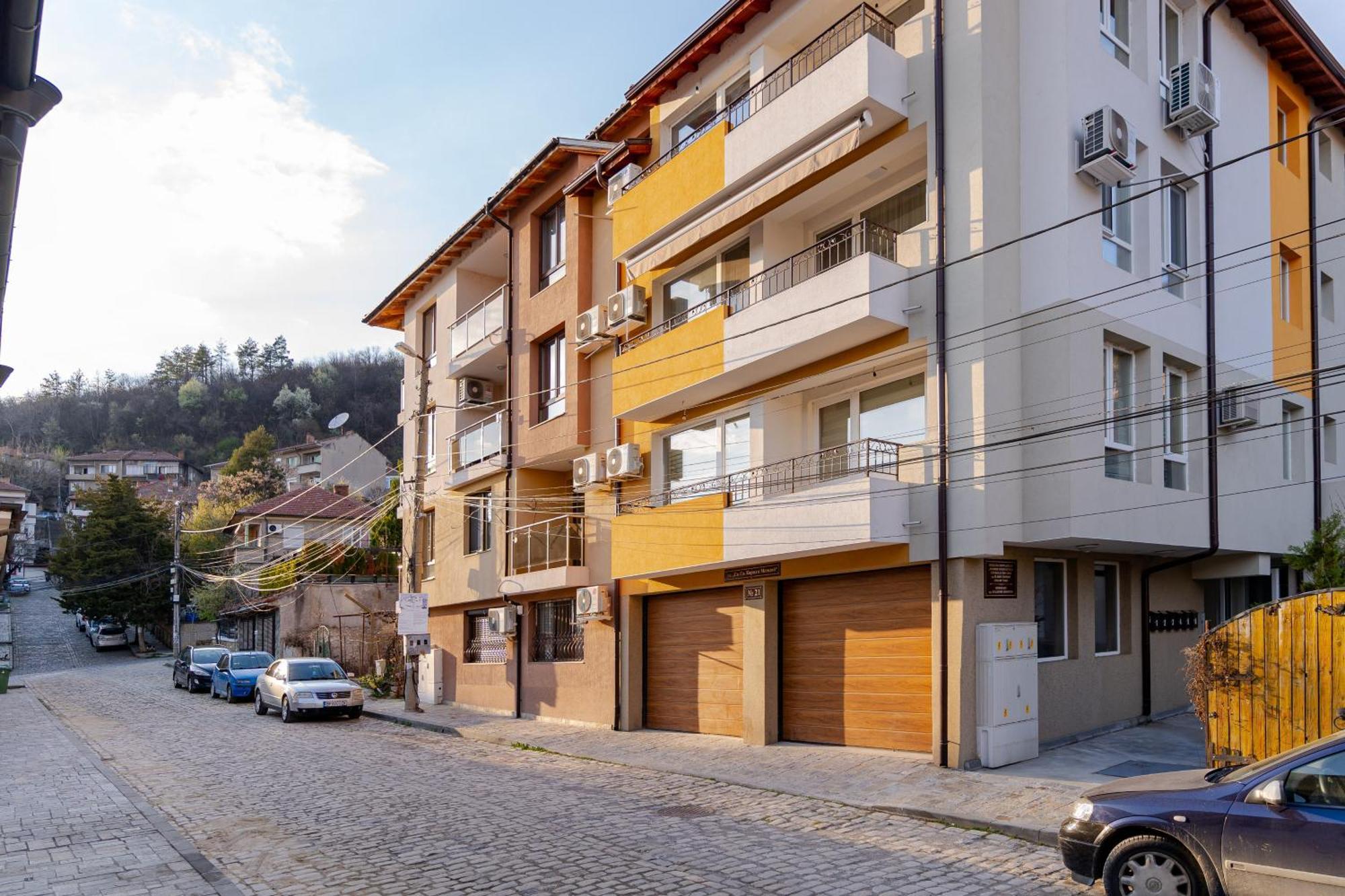 Mirela Guest Apartment Veliko Tarnovo Exterior photo